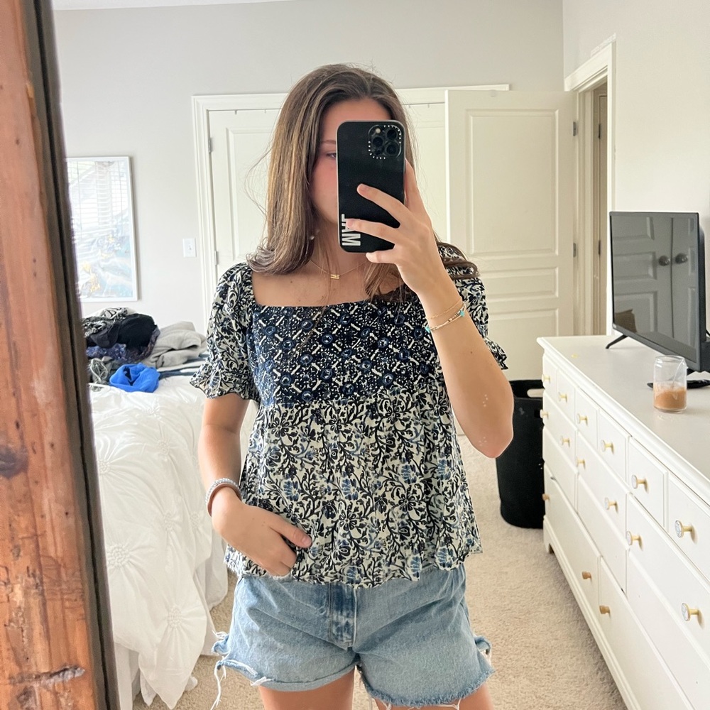 Sadie & Sage Navy Pattern Top